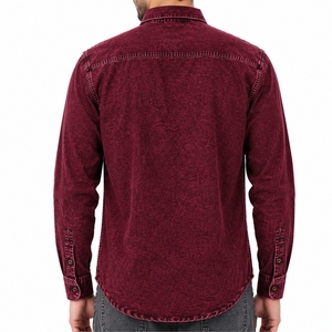 Chemise en jean délavé personnalisée pour homme, style vintage, logo personnalisé, tissu doux et respirant, poche poitrine, manches longues, design pour homme - Product Image 2