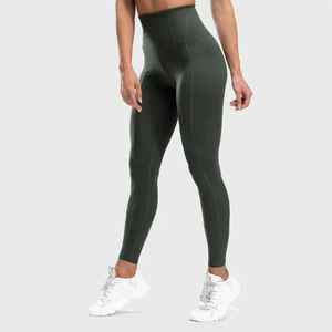 Conjunto de yoga deportivo de 2 piezas para mujer, conjunto de entrenamiento para gimnasio, venta al por mayor a precio económico, hecho en Pakistán. - Product Image 5