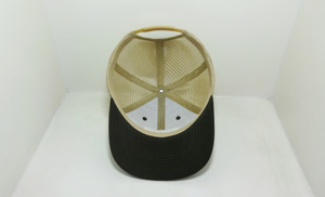 Casquette de camionneur en maille avec logo personnalisé en cuir, tissu confortable, chapeau de sport tendance et innovant, fabriqué au Vietnam - Product Image 4