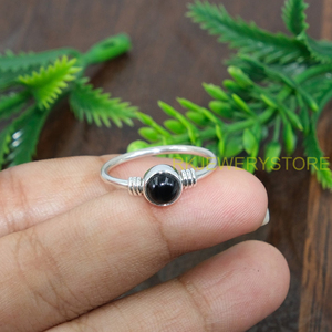 Anillo de Ónix Negro, Anillo de Plata de Ley 925, Anillo con Piedra Negra, Anillos para Mujer, Anillo Minimalista, Joyería de Regalo de Navidad de Ónix Negro - Product Image 5