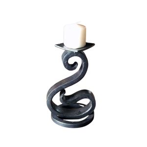 Porte-bougie vintage en métal forgé à la main, support de bougie pilier en fer forgé antique en forme de S pour la décoration de la maison, du bureau ou du restaurant - Product Image 1
