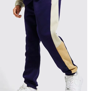 ชุดกางเกงจ็อกเกอร์ลำลองสไตล์สปอร์ตสำหรับผู้ชายลายดอกไม้ ผ้าถักโพลีเอสเตอร์ 100% ระบายอากาศได้ดี พิมพ์ลาย - Product Image 3