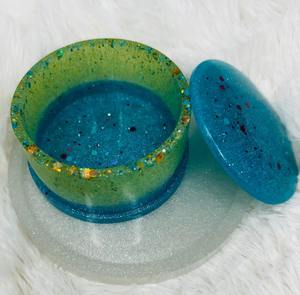 กล่องเครื่องประดับเรซิ่นทำมือสุดหรู กล่องเก็บของตกแต่งลายดอกไม้ กล่องของขวัญเรซิ่นขนาดเล็กสั่งทำได้ - Product Image 1