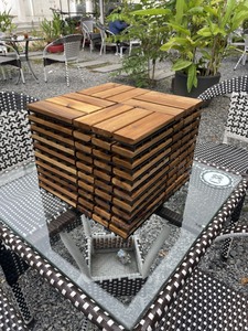 Tarima de acacia para jardín, tamaño 30 x 30 cm, antideslizante, impermeable, fácil de instalar, decoración para jardín, terraza, patio trasero, resistente a la intemperie. - Product Image 3
