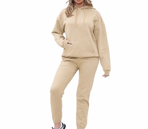 Women's Two <b>Piece</b> Tracksuit <b>Set</b> Breathable Lightweight <b>Plus</b> <b>Size</b> Winter Hoodie And <b>Pants</b> Premium Quality Fitness Wear Custom - Product Image 2