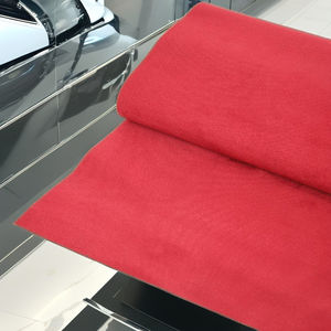 Film en tissu suédé rouge en vente chaude - Film auto-adhésif pour l'intérieur de la voiture pour le tableau de bord, le panneau de porte - Product Image 1