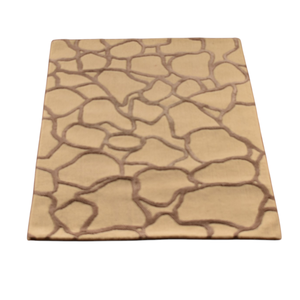 Tapis en laine tufté à la main beige moderne de luxe, motif géométrique organique en pavés, design à poils ras sculptés pour salon et hôtel - Product Image 5