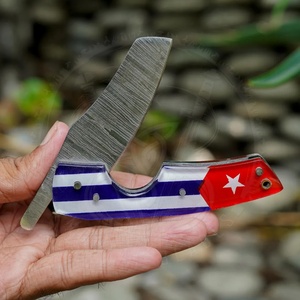 Navaja de Bolsillo con Bandera Cubana, Hoja de Acero Inoxidable, Herramienta de Corte Multiusos, Borde Liso y Duradero - Product Image 1