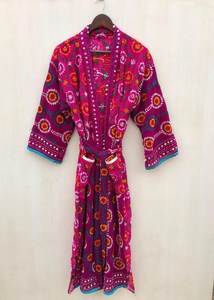 Camisón Kimono Floral con Cuello en V para Mujer, Estilo Phulkari Nupcial, 100% Algodón Tejido, Cintura Elástica, Mangas Largas, Opción Personalizada - Product Image 5