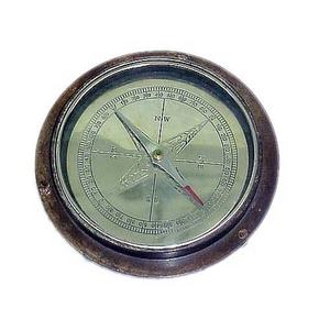 Boussole lumineuse en laiton classique de conception antique nouveau Style portatif de montre de poche de voyage de randonnée pour l'équipement de boussole de navigation - Product Image 4