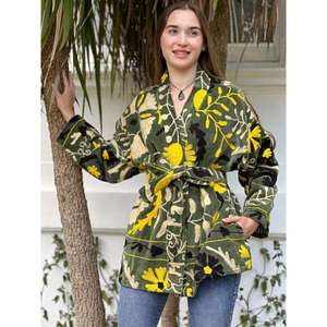 เสื้อแจ็คเก็ตผ้าฝ้ายซูซานีงานฝีมือสุดหรู สีเขียวมะกอก ปักลายพฤกษศาสตร์ พร้อมเข็มขัด สไตล์วินเทจ โบโฮ เอธนิค เสื้อคลุมผู้หญิง - Product Image 1