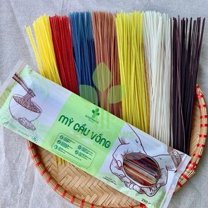 Nouilles arc-en-ciel conçues pour des plats créatifs, offrant un attrait visuel et des performances de cuisson cohérentes - Product Image 1