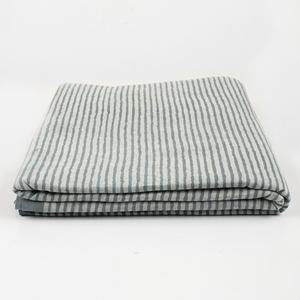 ผ้าฝ้ายพิมพ์ลายคุณภาพสูง ทำมือ สำหรับเสื้อเชิ้ตและเสื้อผ้าสตรี - Product Image 1