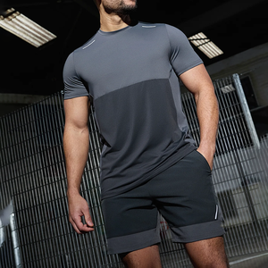 Conjunto Deportivo Personalizado de Alta Calidad para Hombre, Color Morado, de Secado Rápido, Camiseta de Manga Corta y Pantalones Cortos para Gimnasio, Correr, Entrenamiento, con Banda Reflectante - Product Image 4