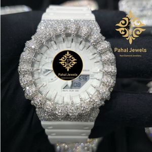 Montre en quartz Moissanite glacée, boîtier en acier inoxydable Moissanite, cadran 46 mm, affichage analogique-numérique, bracelet en silicone blanc, idéale pour les soirées et les rendez-vous - Product Image 1