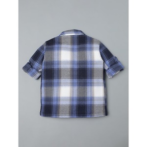 เสื้อเชิ้ตผ้าฝ้ายลายสก๊อตสีน้ำเงินและสีขาวสำหรับเด็กผู้ชาย - Product Image 2