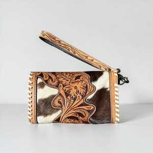 Bracelet en cuir western orné de motifs floraux et de cartes à jouer pour femmes - Product Image 2