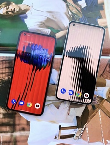 Nothing Phone 1 Double SIM Double Veille Full Netcom 5G Octa Core CDMA LTE Écran AMOLED 120Hz qui s'illumine - Product Image 5