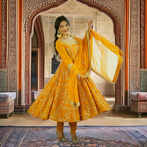 Conjunto de Traje Anarkali Bordado de Lujo para Mujer - Product Image 2