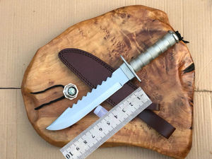 Cuchillo de Camping de 13 Pulgadas con Brújula, Funda de Cuero, Espina Serrada y Mango Metálico, Personalizable OEM, de Alta Calidad - Product Image 2