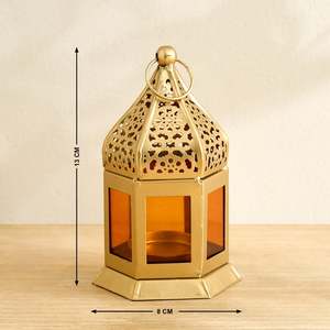 Lanternes hexagonales marocaines en métal doré de taille moyenne avec lumière de bougie, décoration intérieure pour le Ramadan - Product Image 5