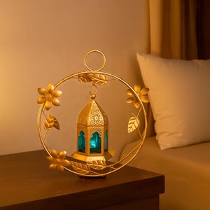 Lanterne Couronne Métallique Dorée avec Porte-Bougie en Verre Bleu pour Bougie Chauffe-Plat – Décoration Maison Durable et Résistante à la Chaleur – Lumière Festive de Pâques - Product Image 4