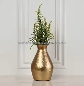 Florero de mesa con diseño de hierro dorado Decoración del hogar de estilo costero Directo DE LA India Proveedor por Azora Industries - Product Image 1