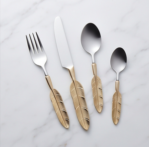 Ensemble de couteau, fourchette et cuillère à fromage avec manche en plumes dorées, en acier inoxydable, durable, pour la cuisine et la maison - Product Image 3