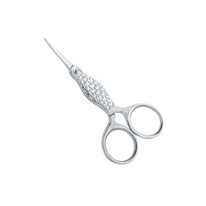 Ciseaux à ongles professionnels KAAMIR INSTRUMENTS en acier inoxydable robuste à lame courbée et pointe affûtée pour le soin des cuticules, usage en salon - Product Image 5