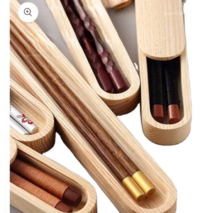 GUIDE BAMBOU FAIT À LA MAIN Ensemble de stylos cadeau de haute qualité Logo gravé personnalisé Stylo en bois avec boîte en bois - Product Image 5