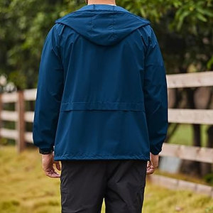 Chaqueta Softshell con Capucha para Hombre, Ligera, Impermeable, Forrada de Forro Polar, Cortavientos, Chaqueta para Lluvia, para Senderismo y Viajes al Aire Libre en Invierno - Product Image 5