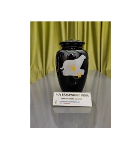 Recordatorio de aluminio, urna funeraria pintada a mano para cenizas de perro, Brassworld funerarios de suministros, India - Product Image 1