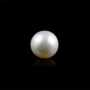 Handcrafted 5.1 Carat Loose Pearl Gemstone for Fine Jewelry - Product Image 1