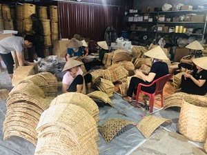 Wholesale Natural Water Hyacinth Square Christmas Tree Skirts Boho Xmas Tree Ring made in Vietnam Cheap Price - Product Image 5