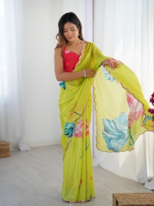 Hermoso Saree de Chinnon con Bordado de Espejo, Blusa sin Coser y Diseño Floral para Mujer, Ideal para Fiestas Tradicionales - Product Image 5