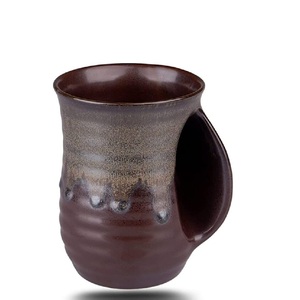 แก้วกาแฟเคลือบเงาทำจากโบนไชน่า พร้อมหูจับดีไซน์สวย ใช้กับไมโครเวฟและเครื่องล้างจานได้ เพิ่มความสวยงามและการจัดวางอย่างมีระดับ - Product Image 4