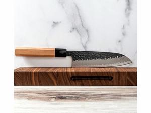 Couteau de chef Santoku en acier carbone forgé à la main, manche en bois, vente en gros, OEM, fabricant et fournisseur de couteaux de cuisine personnalisés - Product Image 4