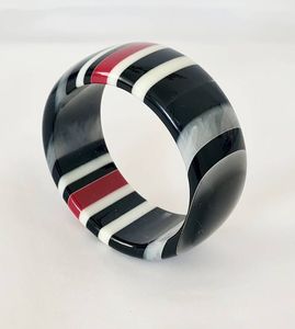 Bracelet en résine époxy artisanal pour femmes, bijoux de mode colorés et transparents, design personnalisé, accessoires faits à la main, cadeau - Product Image 2