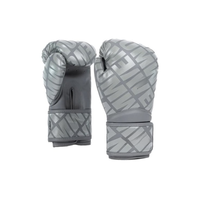 Gants de boxe de haute qualité avec logo personnalisé en cuir PU et PVC, fermeture à boucle et crochets, pour entraînement de Muay Thai