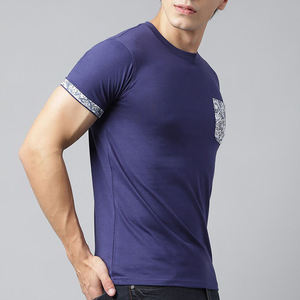 Camiseta de Algodón para Hombre, Corte Ajustado, Color Azul Marino, Cuello Redondo, Manga Corta, con Bolsillo con Diseño, Estilo Casual, Tejido de Punto, Personalizable - Product Image 5