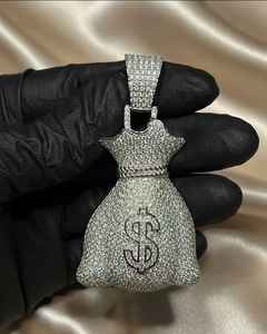 Colgante de Lujo VVS Moissanite de Plata Esterlina 925 con Diseño de Bolsa de Dinero, Pasa la Prueba del Diamante, Joyería Hip Hop Iced Out Bling - Product Image 1