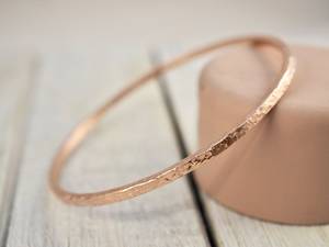 Belladec Minimalist Hand Forged Red <b>Copper</b> <b>Bangle</b> Bracelet Elegant Handmade Slim Stackable Everyday Unisex Classic Style Jewelry - Product Image 5