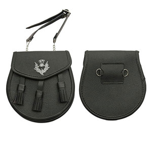 Sporran écossais personnalisé en similicuir noir pour kilt, avec badge goutte de sang en relief, vente en gros - Product Image 5