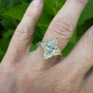 Impresionante Anillo de Oro Amarillo con Diamante Corte Marquesa, Diseño Minimalista, Anillo de Compromiso para Mujer, Joyería Fina, Regalo para Aniversario - Product Image 1