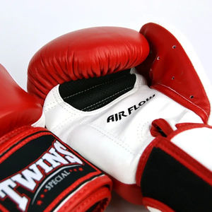 Guantes de Boxeo con Cierre de Correa, Control de Impactos, Agarre de Espuma, Forma Ergonómica, Capa Interior Transpirable, Equipo de Práctica para Trabajo con Saco y Sesiones de Gimnasio - Product Image 4
