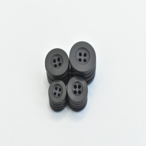 Botones de Plástico Ecológicos de Resina de 4 Agujeros de Colores Variados con Decoración de Malla y Técnica de Plateado, Hechos en Vietnam - Product Image 5