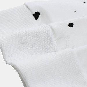 Sweat-shirt confortable en coton mélangé, conçu avec des matériaux doux, idéal pour les activités de plein air et offrant une durabilité exceptionnelle. - Product Image 4