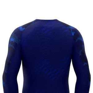 Solid Trader Premium Selection Rashguard de compression en tissu lisse anti-frottement pour l'entraînement sportif - Product Image 4