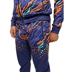 ชุดวอร์มแฟชั่นสำหรับผู้ชายชุดวอร์มพิมพ์ลายแบบซับลิเมชันสำหรับผู้ชายชุดวอร์มเนื้อผ้าระบายอากาศได้สวมใส่ง่าย - Product Image 6