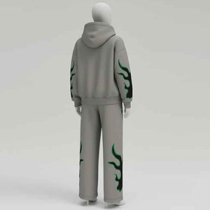 Conjunto de chándal de moda para niños con estampado de calavera y llamas, sudadera con capucha oversize gris y pantalones de pierna ancha, atuendo de streetwear. - Product Image 2